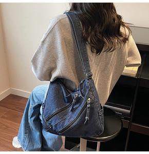 Bolso de Hombro Vaquero Multiusos con Múltiples Bolsillos, Bolso Bandolera Casual para Mujer y Hombre, para Viajes, Trabajo, Escuela, con Correa Ajustable - Product Image 5