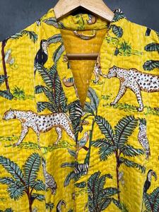 Chaquetas acolchadas Kantha hechas a mano indias 100% algodón a rayas ropa de invierno regalo de Navidad para ella - Product Image 2