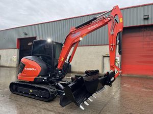 รถขุดขนาดเล็ก Kubota ใช้เป็นส่วนประกอบเครื่องยนต์และกระปุกเกียร์ - Product Image 4