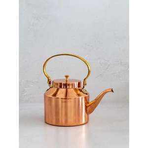 Théière en cuivre de haute qualité au design pointillé Table d'hôtels et de cafés Théière décorative et bouilloire en cuivre Poignée en bois - Product Image 5