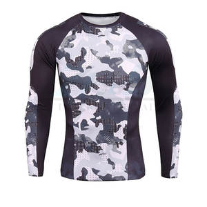 เสื้อออกกำลังกายแขนยาวแบบรัดรูปสำหรับผู้ชายเสื้อฟิตเนสพิมพ์ลายดิจิตอลสีตามสั่ง - Product Image 1