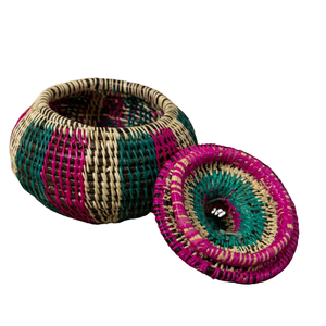 Cesta artesanal hecha de hojas de fecha con tapa, cestas hechas a mano al por mayor pakistaníes, cestas coloridas hojas de palma de Fecha - Product Image 4