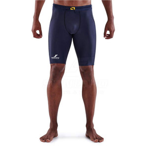 Short de compression surdimensionné de style High Street pour homme, vêtements d'entraînement respirants à séchage rapide avec motif solide - Product Image 1