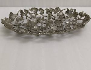 Plateau de service décoratif à fleurs pour la maison, l'hôtel, le restaurant, la cuisine et la table Plateau de service en laiton et acier de forme ovale couleur argent - Product Image 4