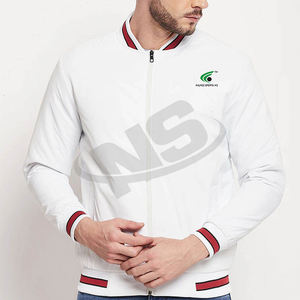 Chaqueta con letras de Color sólido personalizada de alta calidad para hombre, venta en línea, ropa de moda, ropa de invierno duradera de estilo Premium - Product Image 4