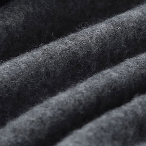 Ventes en gros de sweats à capuche pour femmes personnalisés, 100% coton, couleur unie, respirants, pour l'hiver, avec position du logo sur le devant, de haute qualité - Product Image 6