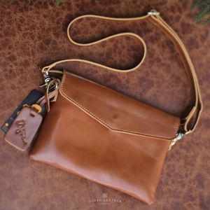 Pochette enveloppe élégante en cuir véritable de qualité supérieure Design minimaliste et élégant Fermeture éclair souple Sacs à main réutilisables - Product Image 3