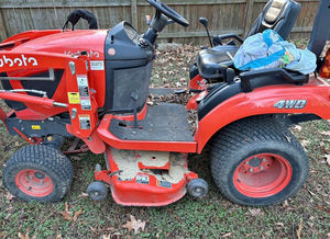 Tondeuse à gazon à roues industrielle de qualité commerciale, moteur 15 CV 2/4 temps, 4 roues motrices, puissance hydraulique, efficacité de coupe améliorée - Product Image 2