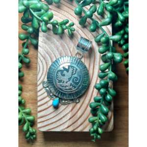 Pendentif Alonzo Mariano Kingman avec serti clos, turquoise et technologie d'incrustation en argent sterling - Product Image 4