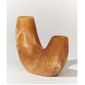 Grand Vase en Résine Personnalisable pour la Décoration de la Maison, Design Art Déco Moderne, Fait à la Main, Disponible en Grandes et Courtes Tailles - Product Image 1