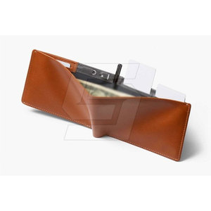 Portefeuille en cuir de qualité supérieure, doté d'un matériau doux et lisse, de plusieurs compartiments et d'une fermeture sécurisée, idéal pour le quotidien. - Product Image 2
