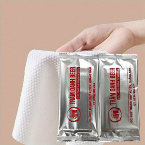 Toallitas húmedas desechables Venta superior Desechable Conveniente para viajes Limpiar superficies de cocina Etiqueta privada del fabricante de Vietnam - Product Image 1