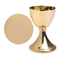 Calice divin en laiton inutilisé avec patène pour cérémonie spirituelle dans le style ancien de l'église par le grossiste le plus répertorié en Inde