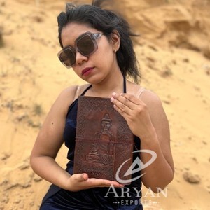 Nuevo diario de cierre de hilo seguro de cuero en relieve con herramientas manuales reales, diario de Poesía de viaje largo de cuero Vintage tradicional bohemio - Product Image 1