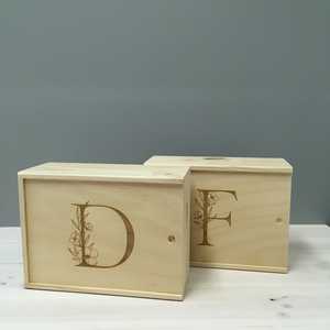 กล่องเก็บของประดับตัวอักษรลายดอกไม้สำหรับของที่ระลึก - Product Image 5