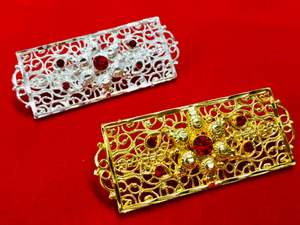 Ready to Ship DDP 24k Gold Plated Vintage Alloy Zircon Chains Necklaces Available at Wholesale Rates - Product Image 2