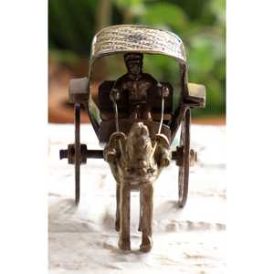 Figura Decorativa de Carruaje de Caballos en Latón Hecha a Mano por Indian Art Villa, 6.5x12.5 cm, para Hogar, Hotel u Oficina - Product Image 2