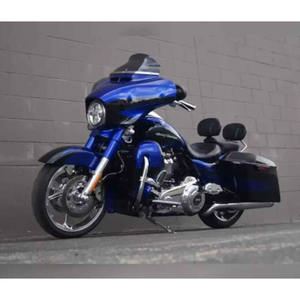 Motocicleta Harley-Davidson Custom CVO Street Glide Cruiser Usada, Modelo 2017, Todos los Modelos, Venta, Origen Estadounidense, Acabado de Lujo, Confort Élite - Product Image 2