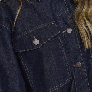 แจ็คเก็ตยีนส์แฟชั่นสำหรับผู้หญิงไซส์ใหญ่ สไตล์ลำลอง แขนยาว คลาสสิก ผ้าฝ้าย คุณภาพสูง เหมาะสำหรับใส่ทุกวัน - Product Image 4