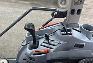 Tractor Kubota L6060 4WD usado del año 2018 en venta - Product Image 2