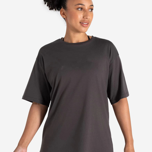 เสื้อยืดผ้าฝ้ายสีพื้นสำหรับผู้หญิงเสื้อยืดโอเวอร์ไซส์ลายไหล่ตกออกแบบโลโก้ได้ตามต้องการ - Product Image 1