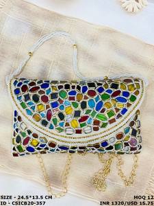 Sac de soirée artisanal de créateur sophistiqué avec broderie de perles en pierre de cristal pour événements spéciaux - Product Image 5