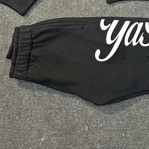 Ensemble sweats à capuche et pantalons de survêtement unisexes coupe et couture avec logo personnalisé anti-rétrécissement lourd 400gsm de haute qualité - Product Image 2