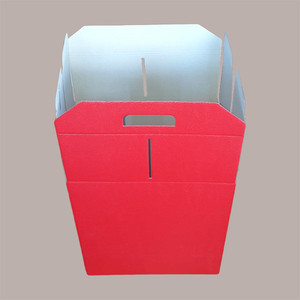 10 Uds gráficos de efecto de cuero de cartón rojo pequeña caja de regalo de Navidad Panettone titular botella maleta para decoraciones navideñas - Product Image 1