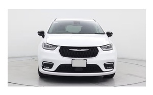 2024 Chrysler Pacifica Touring L FWD cuidadosamente usado - Product Image 4