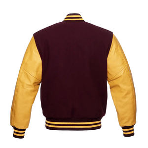 Chaqueta Letterman con Mangas Doradas y Cuerpo Color Granate, Chaqueta Universitaria Personalizada con Mangas de Cuero para Hombre - Product Image 3