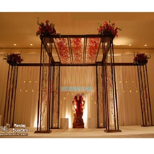 Decoración de Bodas de Moda, Mandap de Metal, Espectacular Mandap de Metal de Estilo Moderno, Montaje de Pilares de Metal Contemporáneos para Bodas en Florida - Product Image 1
