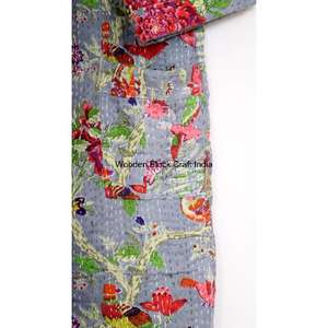 Robe kimono courte matelassée en coton biologique 100% vintage pour femmes, faite à la main, motif indien pour les festivals d'automne/hiver - Product Image 2