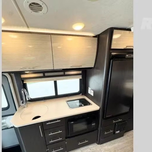 SUPPLIER OF Used 2018 T h o r Motor <b>Coach</b> Gemini 24TX Class B - Product Image 4