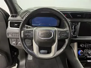 2022 GMC YUKON Denali พร้อมพวงมาลัยซ้ายเครื่องยนต์เทอร์โบภายในสีดำและเบาะหนัง - Product Image 6