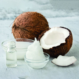 Huile de noix de coco extra vierge de qualité supérieure pressée à froid VCO huile de coco pour cosmétiques et cuisine du Vietnam - Product Image 1