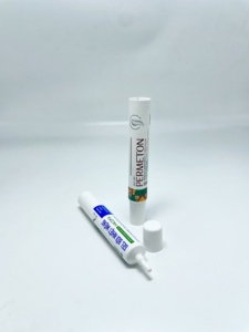 Brillo Labial Phuc Nguyen Directo de Fábrica, Fabricante Vietnamita, Tubo de PE de 10ml y 20ml, Color Personalizado, Acabado Brillante y Mate - Product Image 5