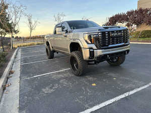 Perfectamente mantenido 2024 G M C Sie RRA 2500HD Denali Ultimate Dura-max - Product Image 4