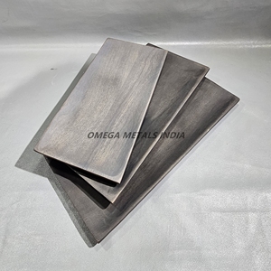 Plateau en bois de manguier fait main de haute qualité avec design artistique coloré et poignées robustes pour un décor élégant de maison et de cuisine - Product Image 5