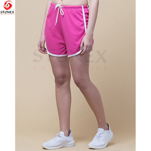 Short de sport décontracté de haute qualité à séchage rapide respirant avec logo personnalisé pour femme Short de gym ample pour filles - Product Image 4