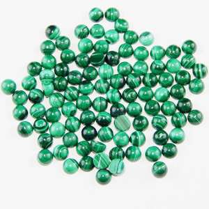 Pierres précieuses rondes en malachite naturelle de haute qualité 3mm à 20mm Lot de cabochons lisses en malachite à dos plat pour la fabrication de bijoux en gros - Product Image 2