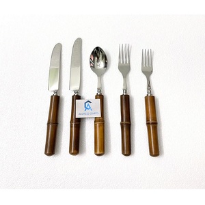 Juego de Cubiertos Clásico de 5 Piezas con Mango de Bambú, Cubiertos de Acero Inoxidable para el Hogar, Hotel, Restaurante, Decoración de Eventos de Boda - Product Image 1