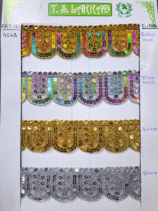 Encaje de Poliéster Suave con Lentejuelas Metálicas Bordadas y Pedrería, Tacto Suave, Decoración para Lehenga de Novia, Exportación al por Mayor TSL 9 - Product Image 4