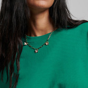 Vente en gros de t-shirts de qualité supérieure en coton, style unique, nouveau t-shirt d'été à la mode pour femmes à vendre - Product Image 3