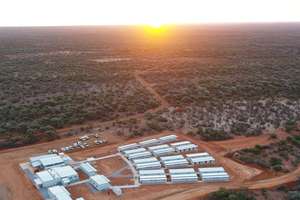 Générateur silencieux Viking Industrial Halo 130 kVA avec moteur 60 Hz, démarrage automatique/à distance, châssis ouvert avec options ATS - Product Image 4