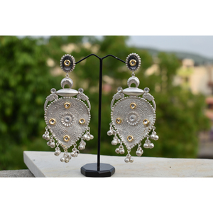 Nouvelle conception, boucles d'oreilles créoles jhumka en laiton aspect argent, faites à la main, style traditionnel, avec pierres, pour filles et femmes - Product Image 3