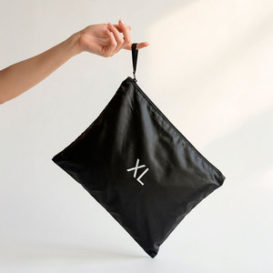 Impermeabile per Adulti Riutilizzabile in PVC e Poliestere, Leggero, Resistente, con Cappuccio e Strisce Riflettenti per Campeggio - Product Image 6