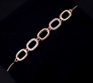 Pulsera de Cadena con Eslabones Geométricos Chapada en Oro, Elegante y Moderna, con Circonita Cúbica (AD), Aleación de Alta Calidad, para Mujer, Ideal para Fiestas - Product Image 1