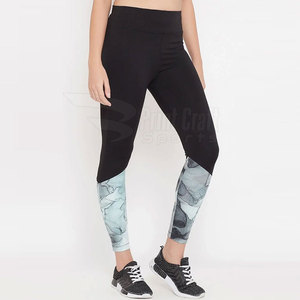 Leggings pour femmes de haute qualité, couleur unie, taille élastique, spandex/polyester, séchage rapide et respirant, fabriqué sur mesure au Pakistan - Product Image 3