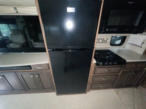 Vente en gros de caravanes mobiles d'occasion 2018 Newmar Bay Star 3414, directement de l'usine - Product Image 3