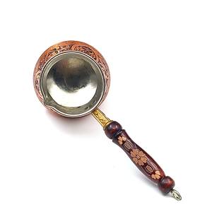 Cafetière turque populaire en cuivre avec poignée en bois, vaisselle, tasse à café, décoration de table pour la maison, la cuisine, le restaurant, l'hôtel, les fêtes - Product Image 3